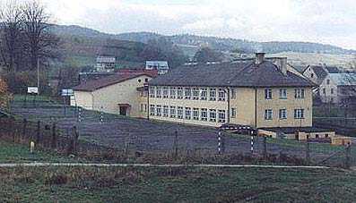 Budynek szkoły podstawowej - 17 kB